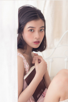 箱中女在线